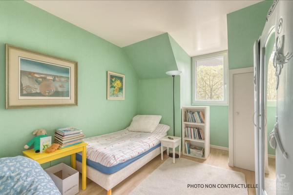 Maison Rueil-malmaison 6 pièce(s) 133.43 m2 €1 080 000 ** - Référence 19461