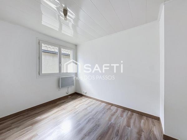 LOT DE 3 MAISONS