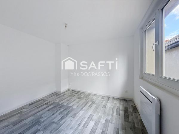 LOT DE 3 MAISONS