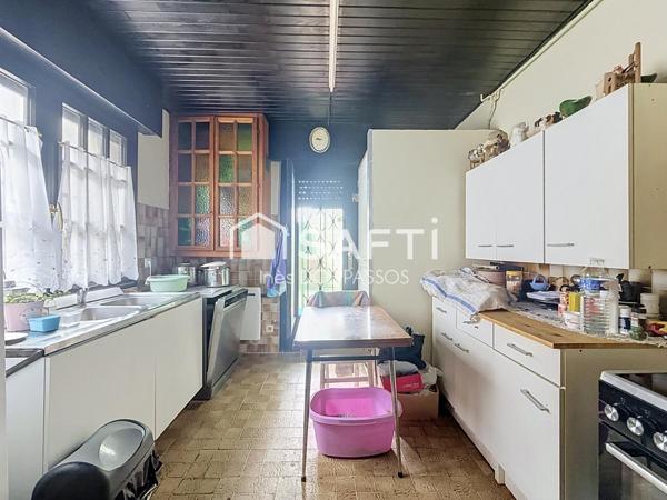 LOT DE 3 MAISONS