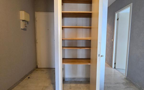 Appartement à louer    2 pièces • 49,40 m2 Salon-de-Provence