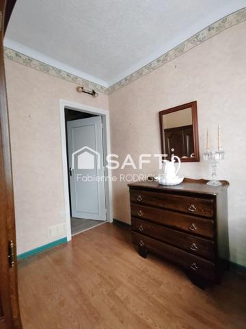 Maison semi plain-pied agréable - au calme avec jardin et stationnement