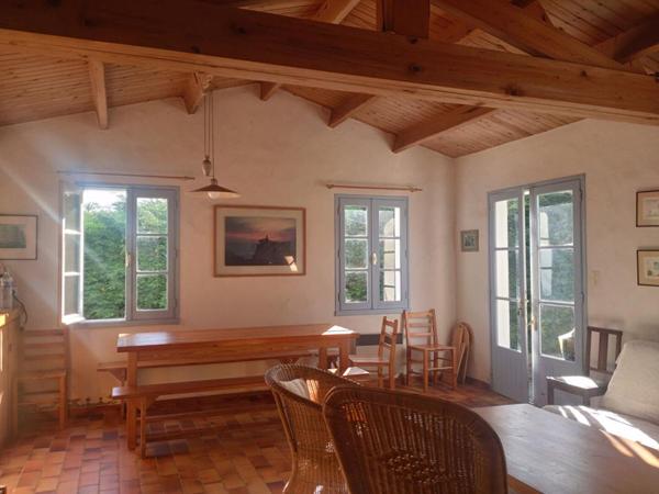 Ensemble immobilier avec fort potentiel - Deux maisons sur belle parcelle constructible