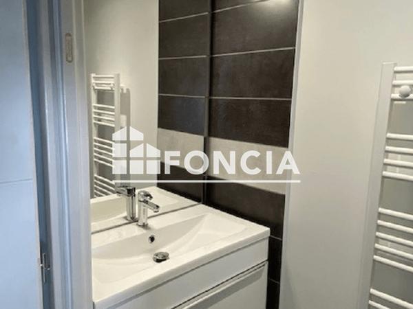 Location Studio meublé 20.84 m² - 115 RUE MADAME CURIE Ruelle Sur Touvre 16600