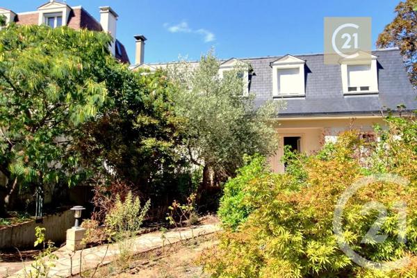 Maison à vendre  5 pièces - 192,23 m 2   LE RAINCY  - 93