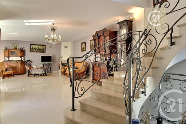 Maison à vendre  5 pièces - 192,23 m 2   LE RAINCY  - 93