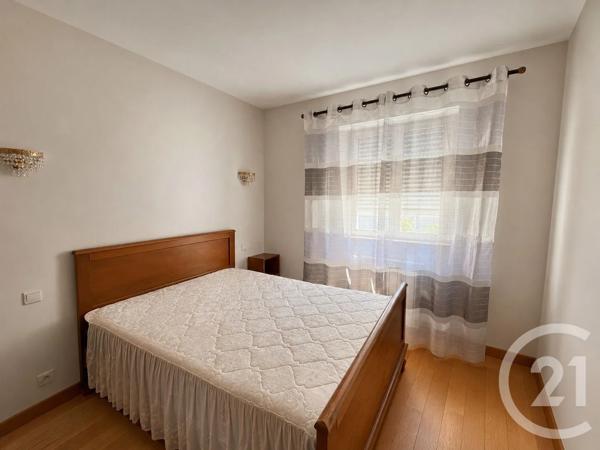 Maison à vendre  5 pièces - 192,23 m 2   LE RAINCY  - 93