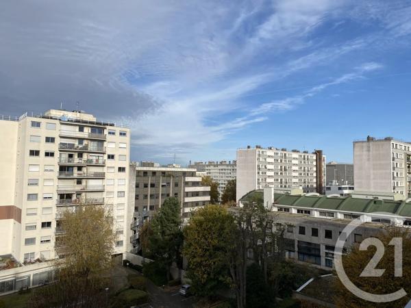 Appartement F3 à vendre  3 pièces - 56 m 2   VILLEJUIF  - 94