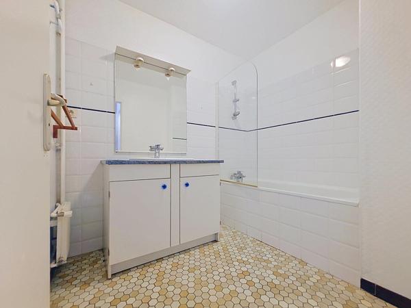 Appartement type 5 avec garage et balcon