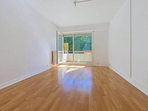 Appartement type 5 avec garage et balcon