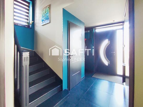 A Homécourt, charmante maison rénovée de 105 m2, 4 chambres, terrasse, jardin