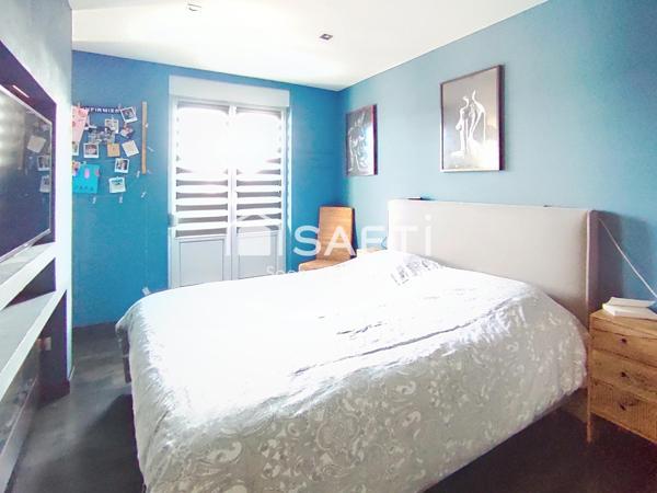 A Homécourt, charmante maison rénovée de 105 m2, 4 chambres, terrasse, jardin