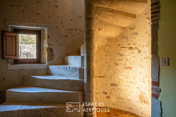Ancienne commanderie du XVème siècle et son parc avec étang