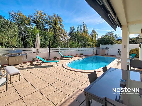 Maison à vendre à Saint André, 155 m², 3 faces, 6 pièces, 4 chambres, piscine