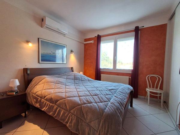 Maison à vendre à Saint André, 155 m², 3 faces, 6 pièces, 4 chambres, piscine