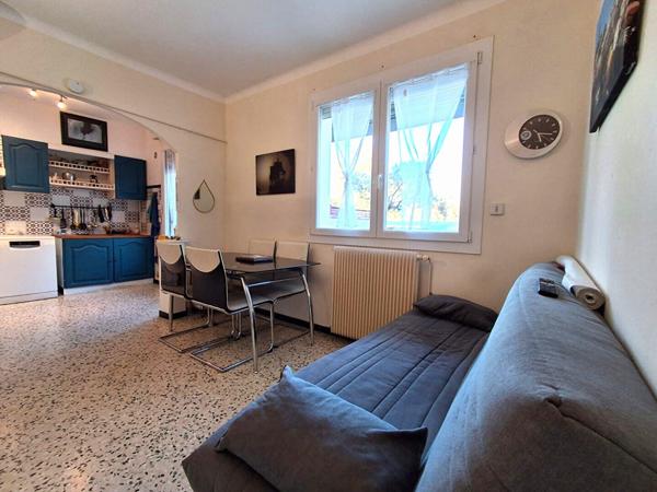 Maison à vendre à Saint André, 155 m², 3 faces, 6 pièces, 4 chambres, piscine