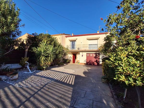 Maison à vendre à Saint André, 155 m², 3 faces, 6 pièces, 4 chambres, piscine