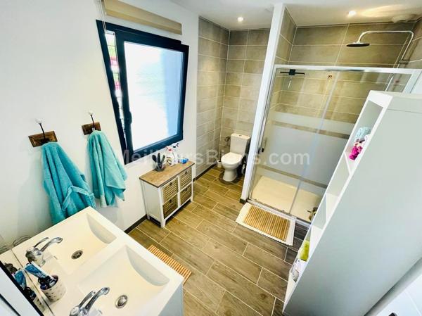 Superbe villa T5 2017 avec piscine à Canohes