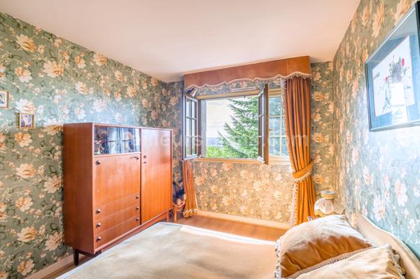 Coteau des vignes : Maison familiale à rénover sur une parcelle de 732 m2 !