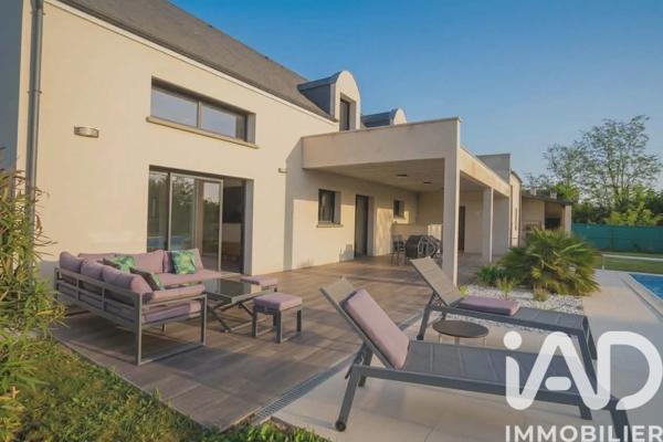 Maison à vendre 7 pièces 218 m² Luynes