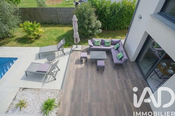Maison à vendre 7 pièces 218 m² Luynes