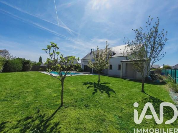 Maison à vendre 7 pièces 218 m² Luynes
