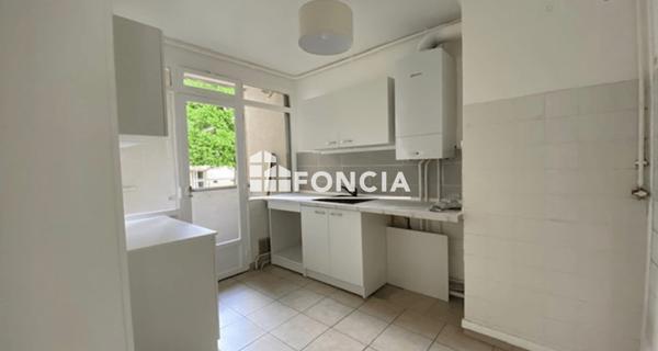 Location Appartement 4 pièces 67.85 m² - Le Plessis-trévise 94420