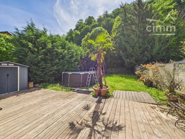 EXCLUSIVITÉ – Maison avec piscine hors sol et appartement indépendant à Gières sur terrain de 470m2