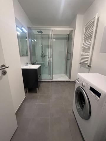 Gardanne secteur recherché - T3 avec grande terrasse, vue dégagée