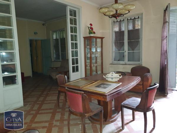 Maison à vendre 9 pièces 253m²