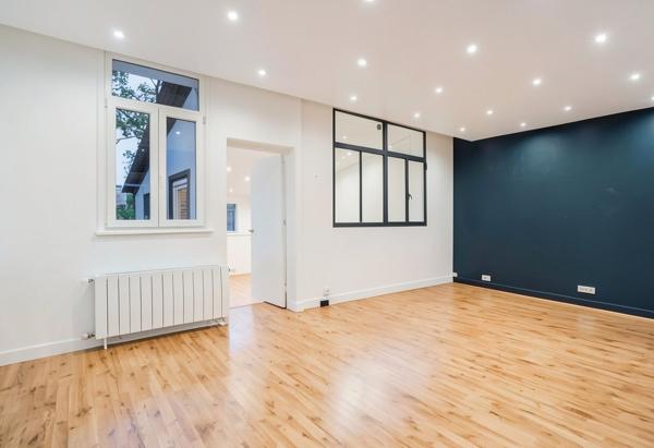 Bureaux à vendre Neuilly-sur-Seine avec jardin privatif et vue Seine