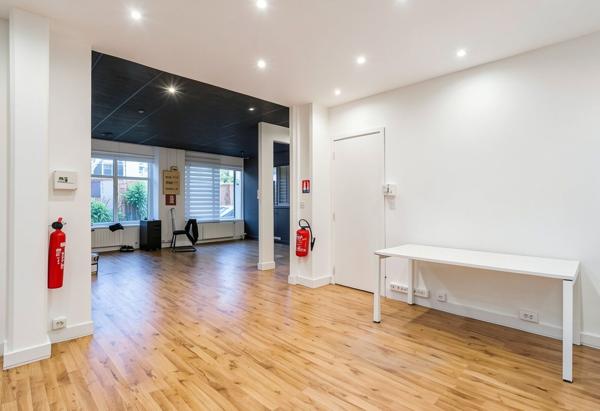 Bureaux à vendre Neuilly-sur-Seine avec jardin privatif et vue Seine