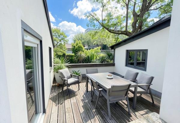 Bureaux à vendre Neuilly-sur-Seine avec jardin privatif et vue Seine