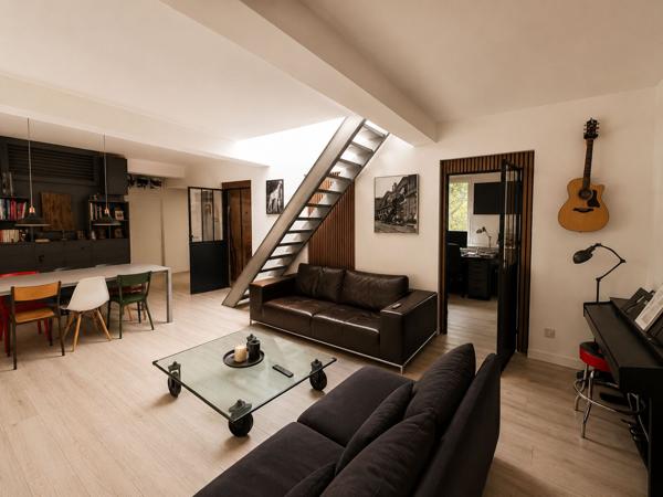 Bureaux à vendre Neuilly-sur-Seine avec jardin privatif et vue Seine