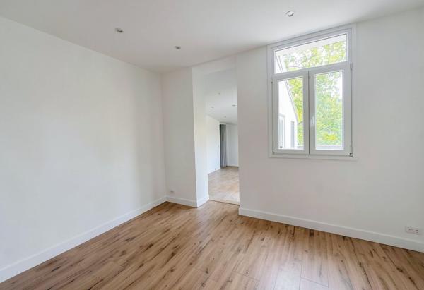 Bureaux à vendre Neuilly-sur-Seine avec jardin privatif et vue Seine