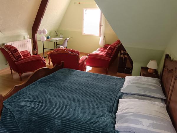 Maison à ISIGNY-LE-BUAT, 50540 - 9 pièces 242m²