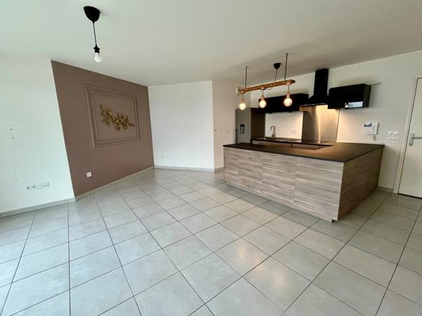 Appartement 3 chambres avec ascenseur, 2 terrasses et garage privatif