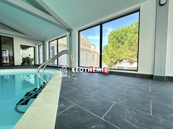 SPACIEUSE VILLA COEUR DE VILLE – PISCINE INTÉRIEURE
