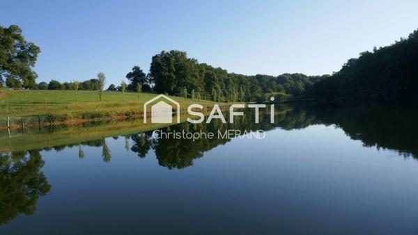 DOMAINE D’EXCEPTION AU CŒUR DE LA NATURE – PLUS DE 25 HECTARES – ÉTANG – PISCINE – GÎTES