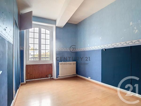 Immeuble à vendre  160 m2 CREPY EN VALOIS - 60