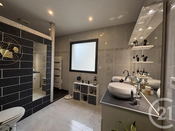 Appartement T4 à vendre  4 pièces - 111 m2 PERIGUEUX - 24