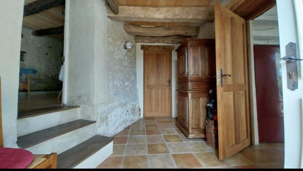 Belle propriété de charme en pierre avec gîtes, piscine et dépendances Chancelade