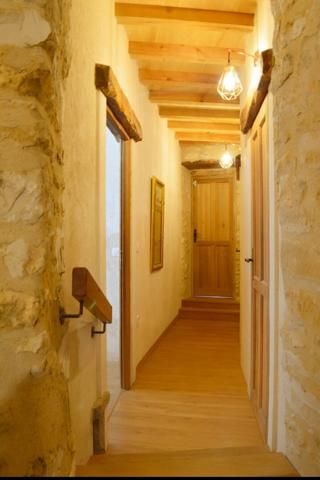 Belle propriété de charme en pierre avec gîtes, piscine et dépendances Chancelade