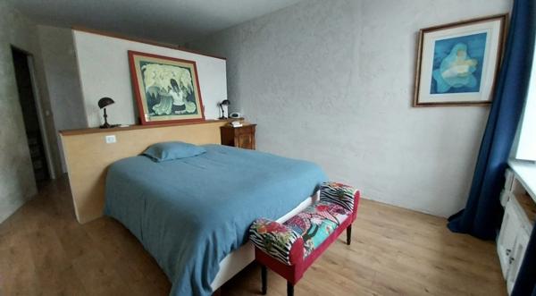 Belle propriété de charme en pierre avec gîtes, piscine et dépendances Chancelade