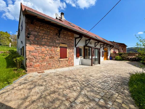 Maison à vendre 6 pièces AIGUEPERSE (69) - 152m² - 4 chambres - garage ouvert - dépendance - terrain 923 m²