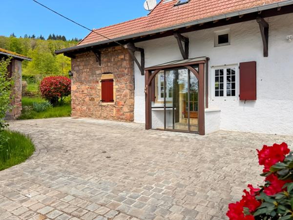 Maison à vendre 6 pièces AIGUEPERSE (69) - 152m² - 4 chambres - garage ouvert - dépendance - terrain 923 m²