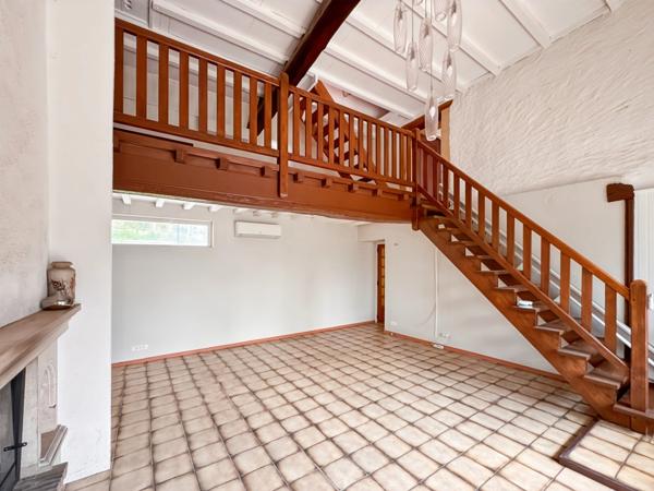 Maison à vendre 6 pièces AIGUEPERSE (69) - 152m² - 4 chambres - garage ouvert - dépendance - terrain 923 m²