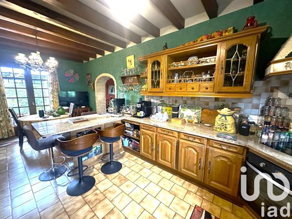 Maison à vendre 6 pièces 170 m² Le Mesnil-Esnard