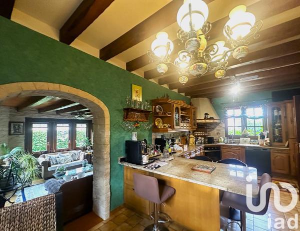 Maison à vendre 6 pièces 170 m² Le Mesnil-Esnard