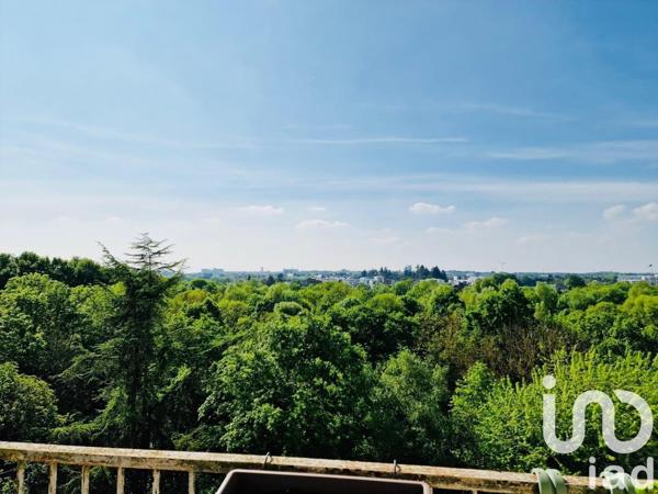 Appartement 4 pièces de 86 m² à Rennes (35700)